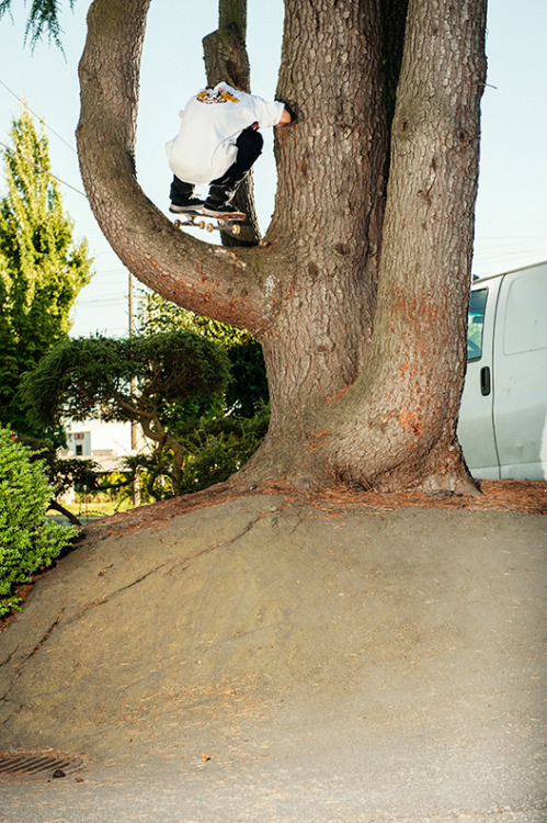 briancaissiedaily:This spot in Vancouver has been around a long time and to be honest no one has eve