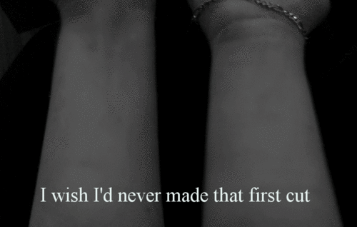 red-paintedwrists:sad b&w blog