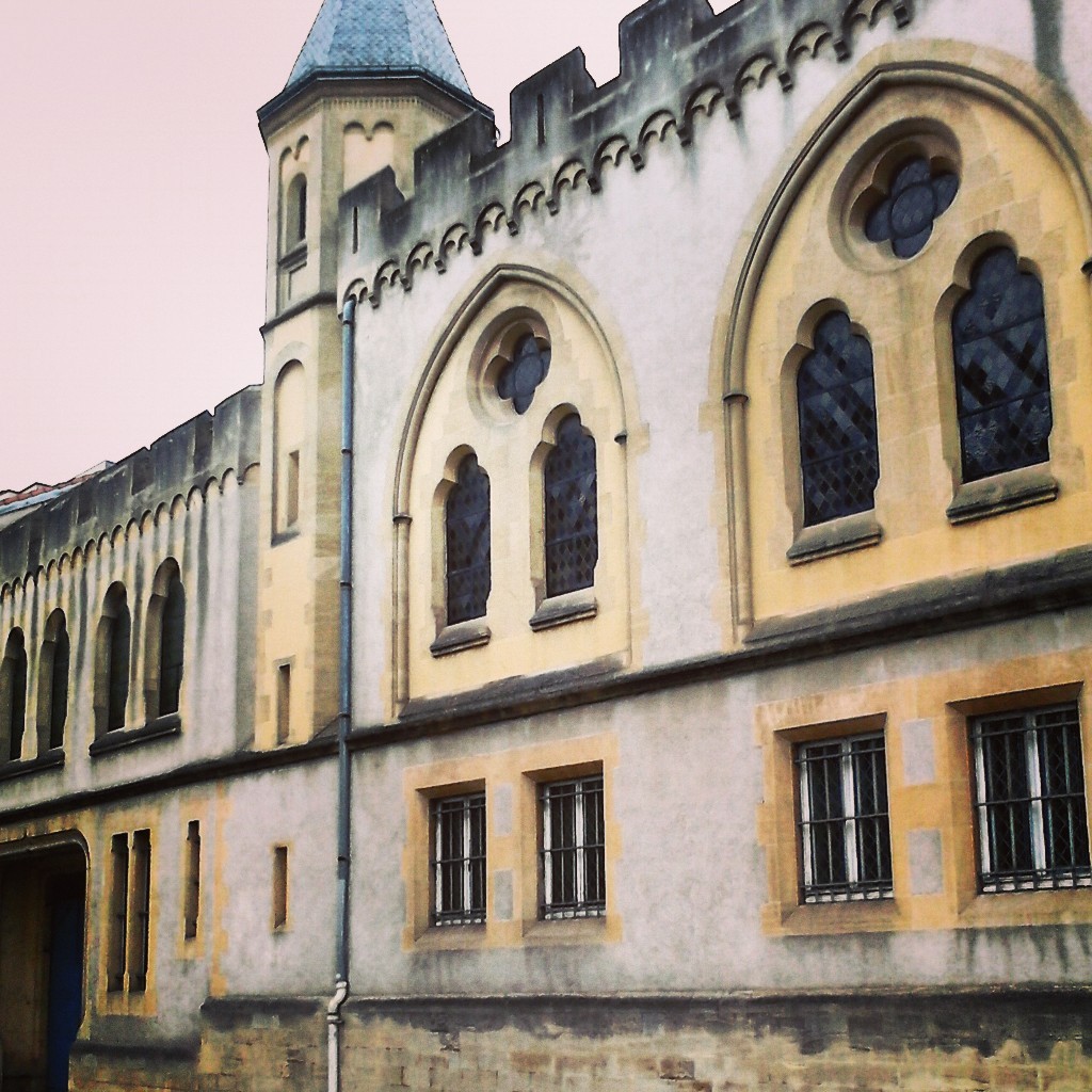 metzmetropolis:  Rue de la Gendarmerie, ancienne chapelle de l’Hôpital Sainte-Blandine