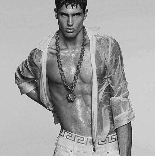 thatboystyle:  Versace Menswear SS15 http://thatboystyle.com