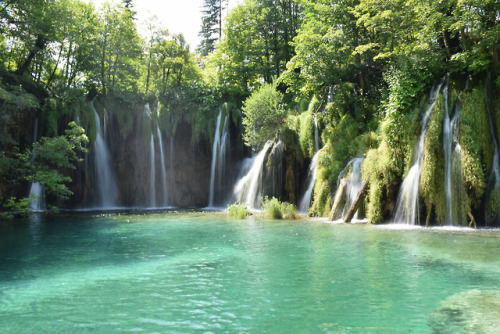 Plitvice Lakes by Andy Shih