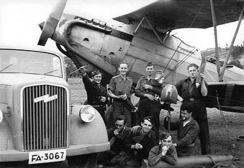 stukablr: Heinkel 45 with a Opel Blitz