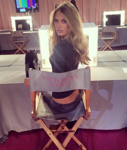 vs-angelwings:  THE VSFS 2014 HAS BEGUN:Romee Strijd backstage at the VSFS 2014. For all NEW updates related to the show check out our VSFS 2014 tag.