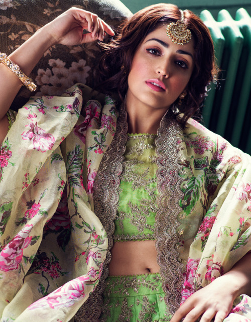 dailybollywoodqueens:  Yami Gautam for Khush Wedding 2018