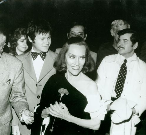 Gloria Swanson Arrives At The Refurbished Hollywood Sign Dedication Ceremony