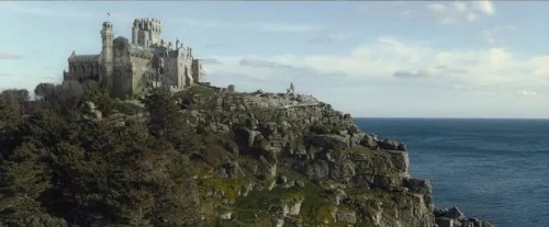The ASOIAF / HotD / GoT Fandom Does Not Talk About The Velaryons Enough, (and I Know Yall Know Why. Work
