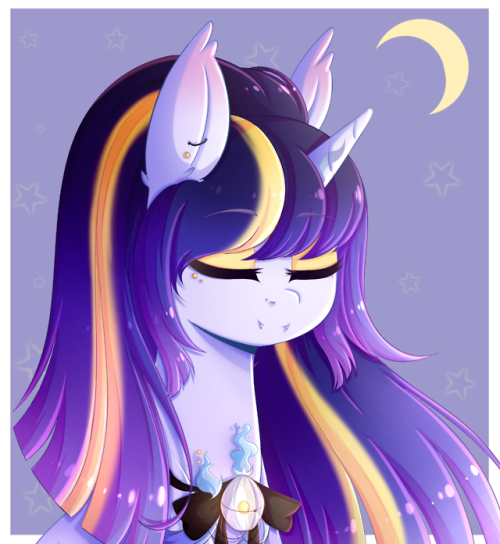 fluffymaiden:  Portrait commission for @mssilverkitsune<3