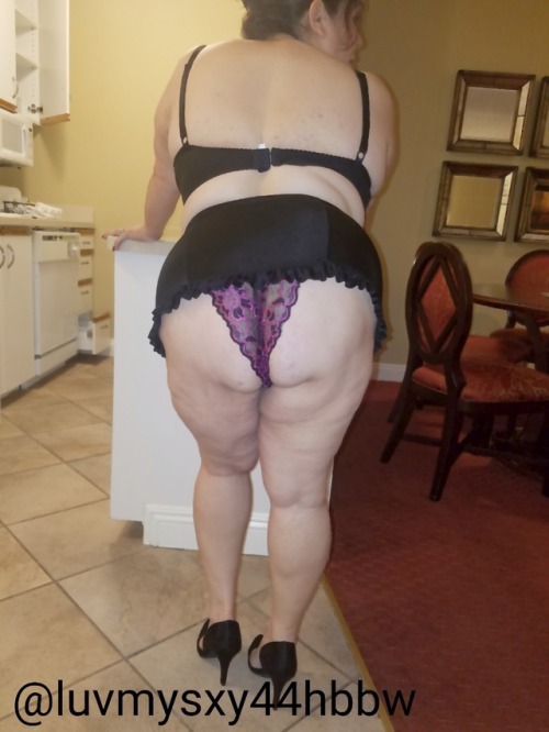 the-ladyleopard: #Sexy Shoes @luvmysxy44hbbw You go girl. Humana Humana. Your hubby must be loving t