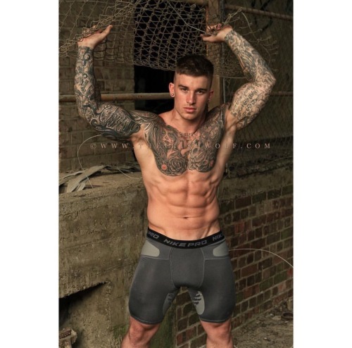 mrkush01:  This is it,,, perfection