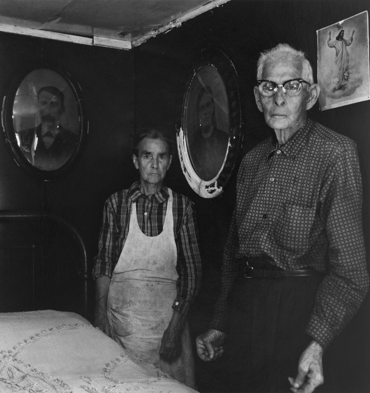 agelessphotography:
“Untitled (Old couple in bedroom) from the Appalachia, 1962-1987 series, Milton Rogovin, 1970”