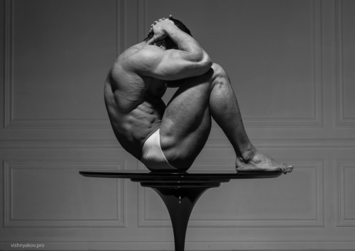 MUSCLE MEN OBSESSION