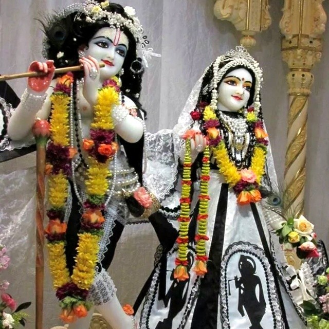pix Black And White Traditional Radha Krishna Images instagram krishna radharani hinduism