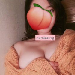 nanazzing:  나 가슴크긴큰데…나