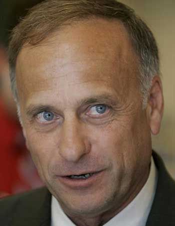 daddies4me:  Steve King - Handsome daddy