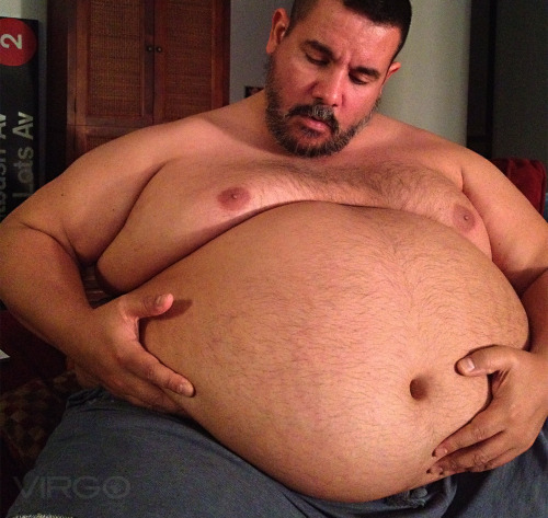 virgonyc:  I almost miss Tummy Tuesday…#belly #gut #tummytuesday