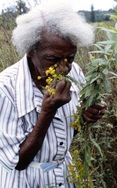 knithag: Emma Dupree, 1898-1996. Photos by Mary Anne McDonald. “Emma Dupree was