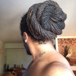 dynastylnoire:  damgoodjob:  Bun on FLEEK, tho. Hahaha #locs #dreads #menwithlocs  SIRRRRRRRRRRRRRRRRRRRRRRRR And he got my name on his neck Come through!   I would love to see the bun between my legs. Lord that would make my day