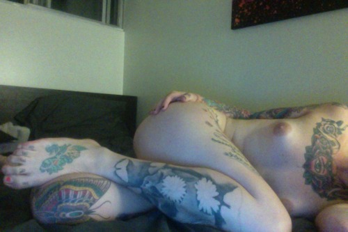 getsuswet:  Happy topless tuesday xoplease-sir-harder.tumblr.com