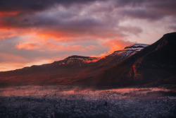 te5seract:    Coyhaique, Chile &amp;  Freeman Lake, Idaho  by  Justin Mullet