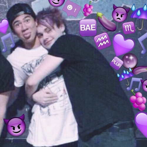 perlalalala:  For all my malum trash out there