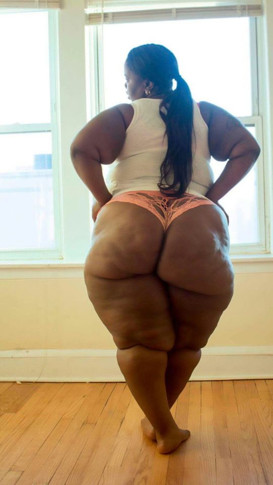 Blacksupersizedasses:monster Ass