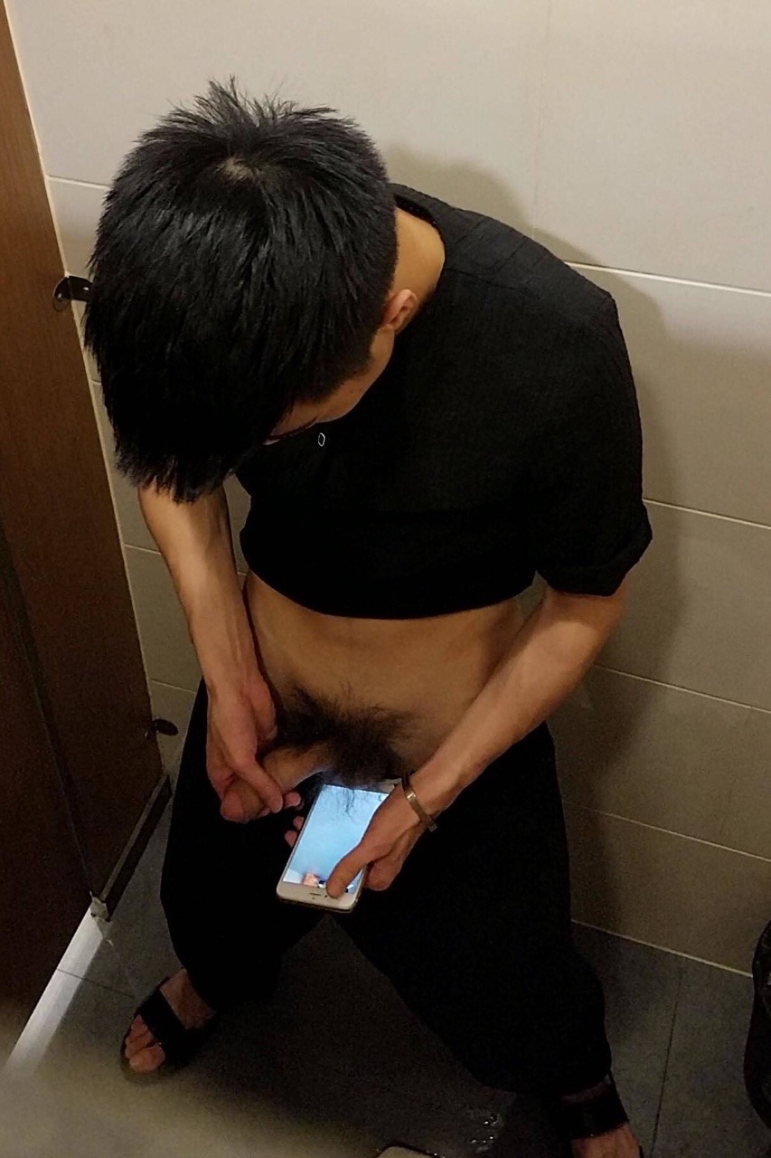 bboxers:  tangwenlung:  He is probably not from Hong Kong, but I find him very attractive.