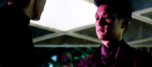 maggnusbane:Magnus wanting Alec