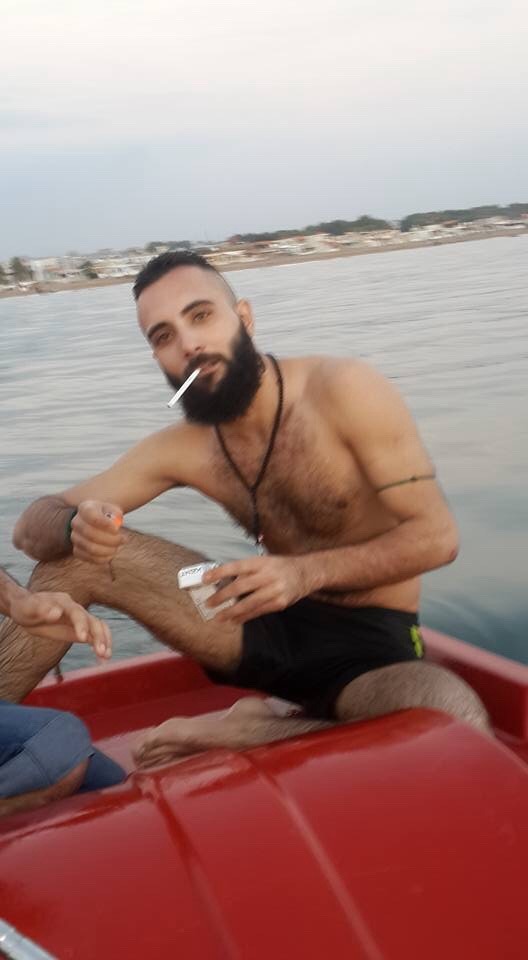 pornodiastrofikos:  Syrian machos ready to fuck