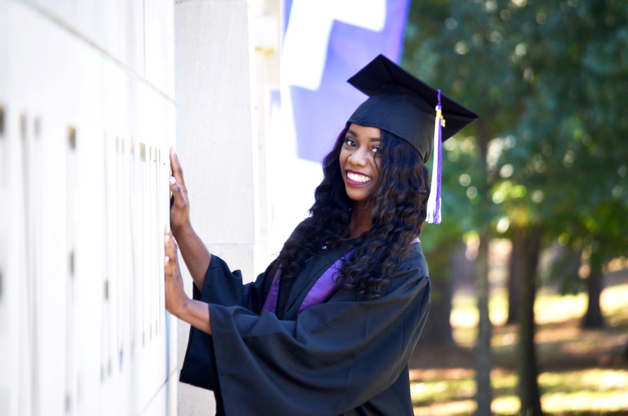 gosh-itsmariah:  thoughts4theday:  Black excellence on blackout day ✊🏾 graduating