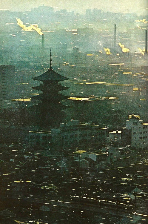 vintagenatgeographic:Kyoto, Japan National Geographic | June 1976