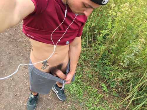 rawbadboi:  Morning run=selfieshoot