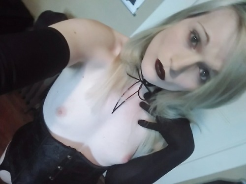 transandshemalegoddes: kindsvater007: annaphylacsis: I would love to suck your dick 24/7 beautiful