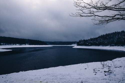 Winter Wonderland - Wesertalsperre Eupen - Part I. You can find part II here. By Thorsten Nunnemann.