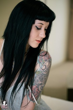 past-her-eyes:  EmmaMeow Suicide emmameow.suicidegirls.com