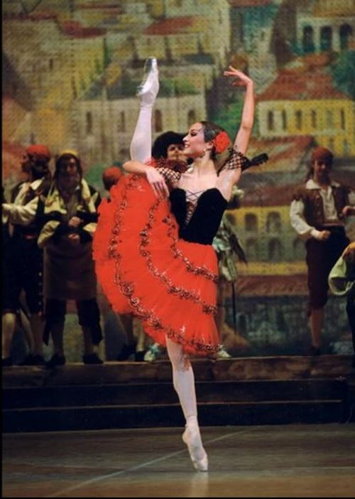 galina-ulanova:Yekaterina Shipulina as Kitri in Don Quixote (Bolshoi Ballet)