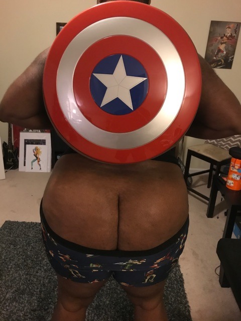 Captain America vs DC Bombshells!
