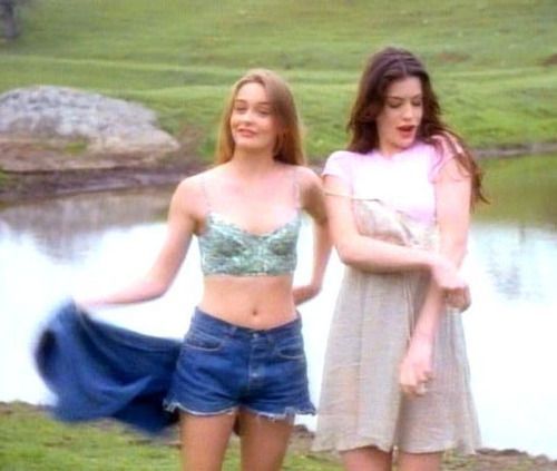 Liv Tyler and Alicia Silverstone Take a Crazy Throwback Photo