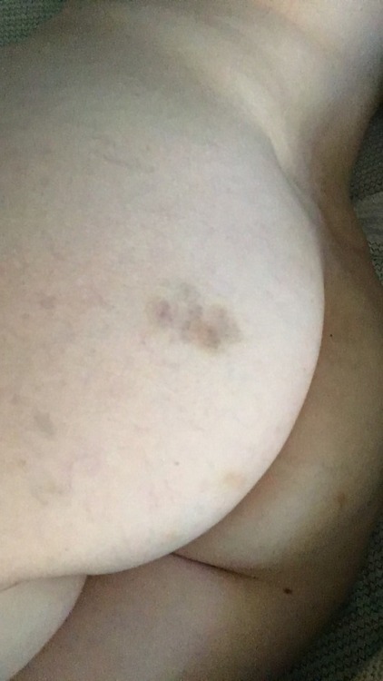 pippeee:  I think it’s safe to say he loves my ass.   And I can’t wait to see what’s added once he gets out of work today.