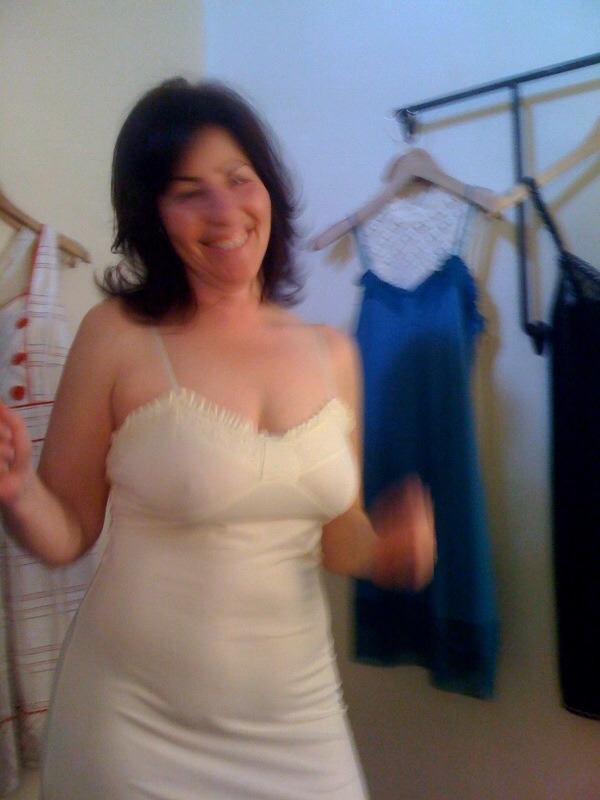 milfbecky1977:  Dressingroom fun