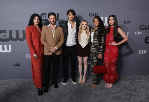 jensenackles-daily:Jensen Ackles, Meg Donnelly, Jojo Fleites, Drake Rodger, Nida Khurshid, and Demet