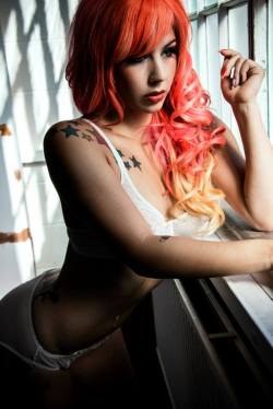 altmodelgirlcrush:  Annalee Belle