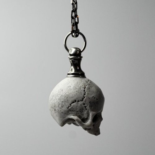 New in! #macabregadgets SKULL PENDANT | MACABREGADGETS.COM#macabregadgets #pure #light #fashionjewel