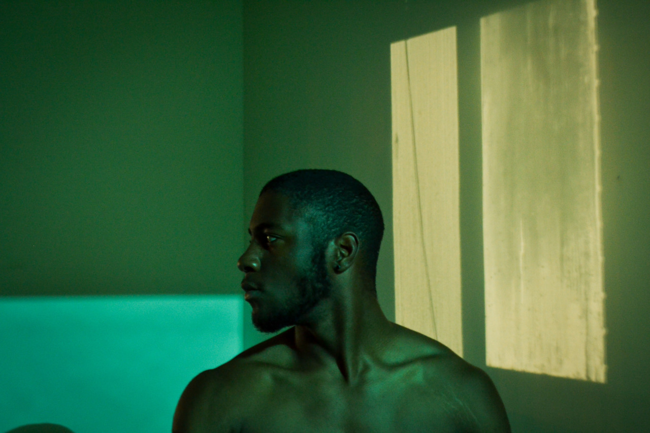 summerdiary:  officiallyrichard:  4am  The Summer Diary Project.  Follow us on Facebook +