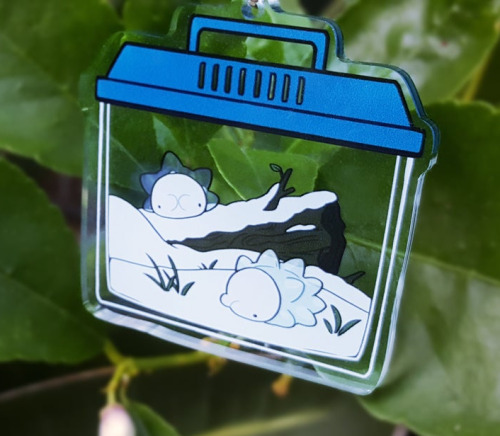 bunchabears: beetleboo:retrogamingblog2: Pokemon Terrarium Charms made by Gowomya @bunchabears I saw