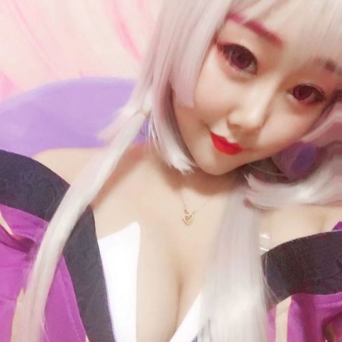 nocuteyingyingguai: 这里是不软不萌的萝莉新人哦，属性嘤嘤怪，喜欢动漫、cosplay和打游戏。欢迎投食关爱哦，第一次发帖怕怕的，