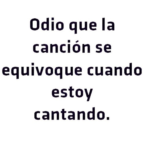 humoristacolombia:  #chistes #humor #risa #comedia #funny #reír #jajaja #colombia #jokes #humorista #comediante #trovadores #humoristas #comediantes #colombianos #yocreo #futbol #gol #mundial #paro #QueRisa #Rastrojo