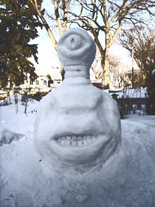 Porn muchneededmerch:  Holly snow balls! Awesome photos