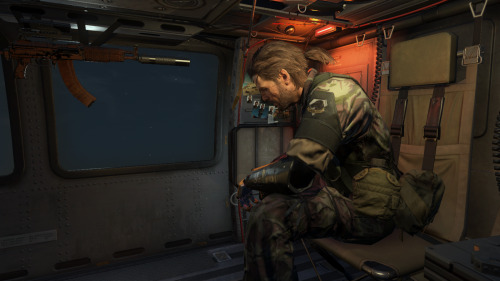 ilovelisteningtomusic:  Once your bond with Quiet is maxed out, staring at her (tits) in first-person more than 10 seconds will cause her to notice your staring but instead of being all offended like most women, she came closer to Big Boss with a small