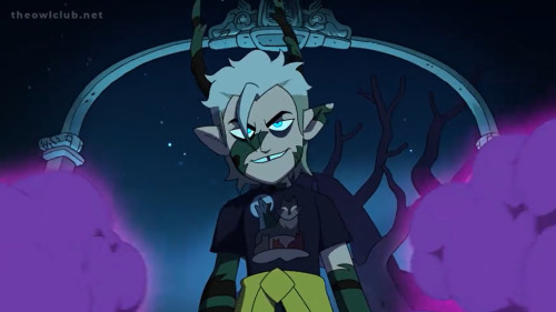 IM SCREAMING AND CRYING WHY IS HE HOT LIKE DANA IM SO CONFLICTED SHOULD I HATE IT CAUSE ITS BELOS OR