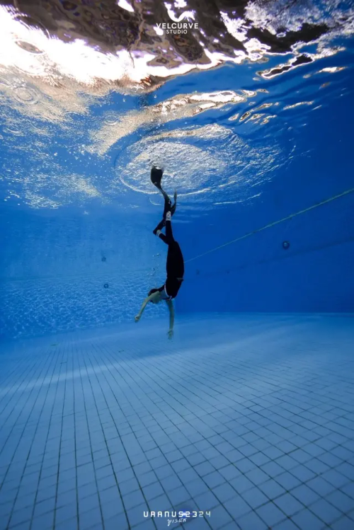 Freen & Becky - Free Diving Class